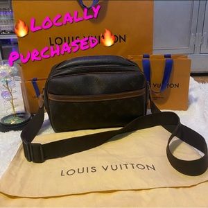 Louis Vuitton (PM) Reporter Crossbody Messenger Bag